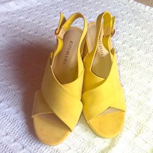 Wide Width Yellow Chunk Heels Size 7W